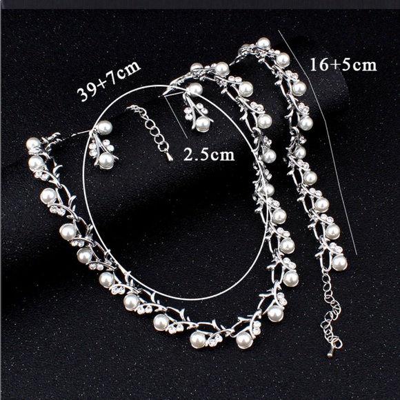 Fashion Jewelry  | 3 Piece Set Bridal Jewelry | Imitation Pearl/Silver Set - Picture 3 of 4